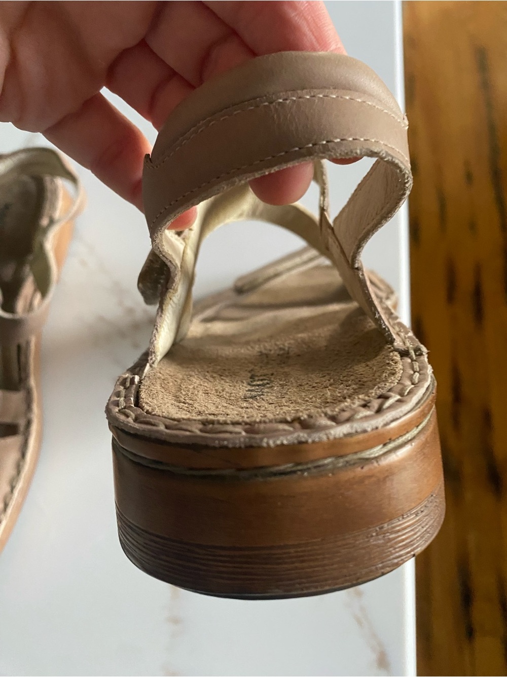 NAOT size 40 9 9.5 Tan Leather Sandals with Adjustable Buckle - Picture 4 of 5